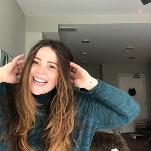 Meet your Posher, Courtney